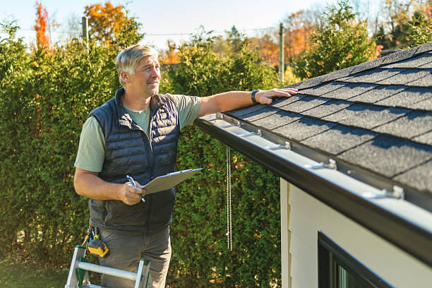 Professional Roof Repair technician working in Galesburg, IL